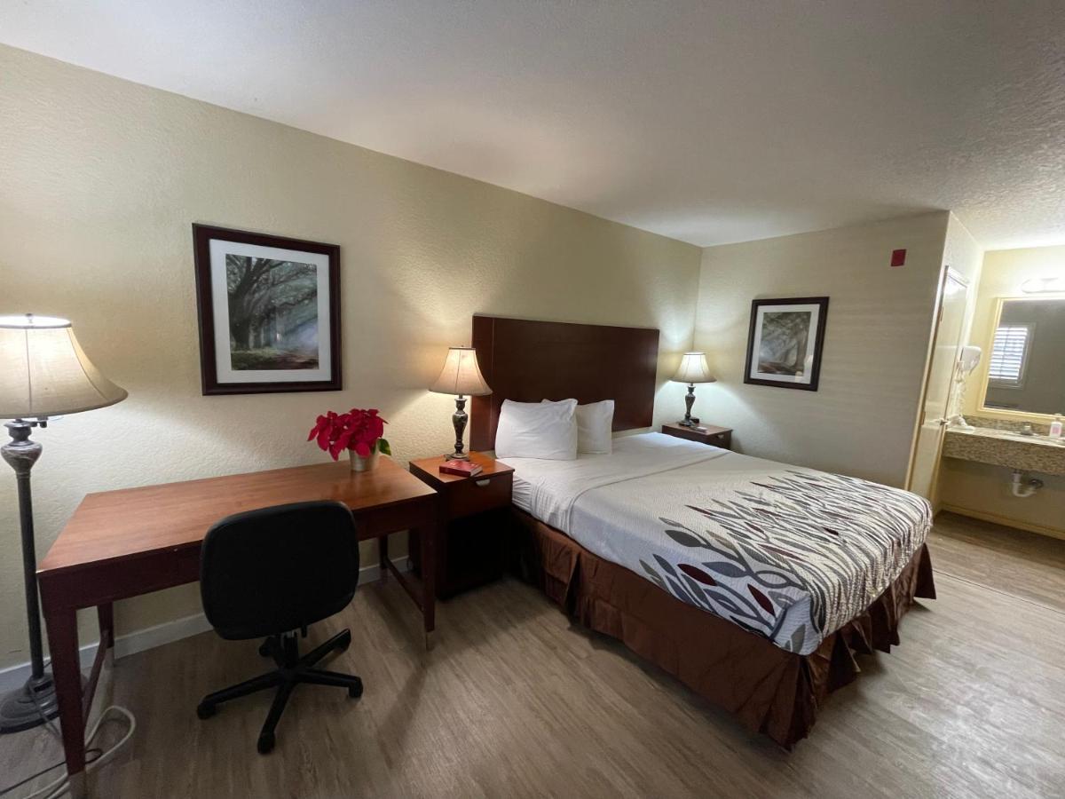 Kenedy Inn And Suites Eksteriør bilde